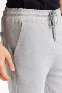 Pantalones Cortos Deportivos Transpirables para Hombre, Diseño Casual para Gimnasio y Running, con Bolsillos Laterales - Product Image 5