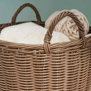 Panier en jacinthe d'eau tressé à la main, écologique et élégant, style rustique, solution de rangement polyvalente pour la lessive et la décoration intérieure, en saule - Product Image 6