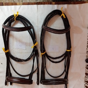 Alta calidad genuino cuero de vaca caballo brida Headstall sillín inglés para doma Riendas de equitación fabricadas Kanpur India - Product Image 3