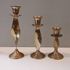 Lot vintage de 2 chandeliers à tige torsadée en laiton massif, Inde - Product Image 4