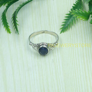 Bague en saphir bleu, argent sterling 925 pur, bague minimaliste avec pierre bleue, bagues de fiançailles pour femmes, bijoux en saphir pour femmes - Product Image 2