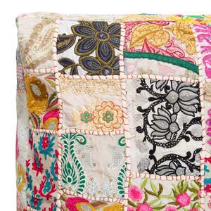 Housse de coussin carrée patchwork, broderie artisanale, style bohème, coton et lin, décoration intérieure - Product Image 5