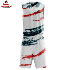 Tenue de basketball au design tendance, en tissu polyester doux, légère et confortable, idéale pour les sports en salle et l'entraînement. - Product Image 5