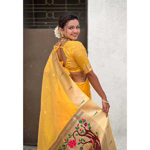 Sari en organza de soie jaune tissé Elite Weaves avec Paithani Zari, tenue ethnique traditionnelle indienne et pakistanaise pour les fêtes, idéal pour l'hiver/été - Product Image 4