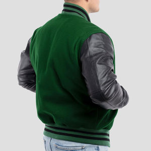 Chaqueta Varsity para Hombre, Verde y Blanca, Personalizada con Letras, Estilo Béisbol, Chaqueta Universitaria con Mangas de Cuero PU, Fabricante OEM - Product Image 5
