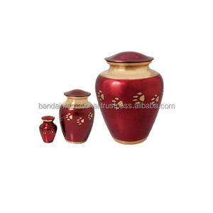 Ensemble d'urnes funéraires en laiton de haute qualité pour animaux de compagnie de 3 pièces avec empreinte de patte en étain et urnes funéraires en métal fini noir pour cendres humaines - Product Image 6