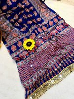 Sari en tissu Ajrakh imprimé de qualité supérieure avec travail de miroir artisanal, sari ethnique traditionnel de créateur pour femmes