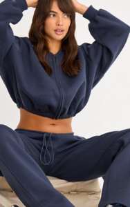 Ensemble de survêtement pour femme, hiver, deux pièces, sweat-shirt court uni et pantalon de jogging, tenue décontractée confortable assortie, tissu doux, 2 pièces - Product Image 5