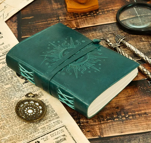Journal Premium Mystique Soleil Lune en Cuir Vert, Couverture Rigide, Gaufré, Fait Main, Pages Sans Acide, Style Céleste Vintage pour l'Écriture - Product Image 4
