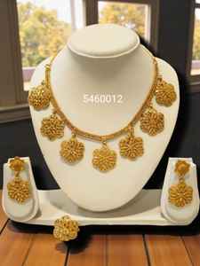 AWAIS HOUSE Nuevo Conjunto de Joyería de Moda Estilo Hip Hop Chapado en Oro con Diamantes para Mujer, Collar y Pulsera Infinito para Fiesta de Compromiso - Product Image 6