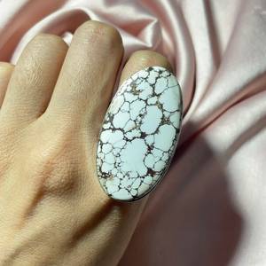 Anillo de piedra preciosa de jaspe blanco hecho a mano, plata de ley 925, joyería de lujo, anillo elegante, regalo para mujer, joyería fina - Product Image 5