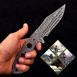 Cuchilla de caza de acero de Damasco de alta calidad, forjada a mano, estilo medieval, hecha a mano por un herrero. - Product Image 6