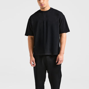 Ensemble deux pièces homme été en coton respirant, t-shirt oversize à épaules tombantes et short, design uni - Product Image 3
