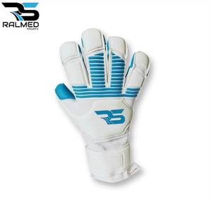 Guantes de Portero de Fútbol RALMED SPORTS, de Cuero, Dedos Completos, 4mm (Agarre de Contacto), Antideslizantes, Impermeables, Cierre Ajustable con Velcro - Product Image 5