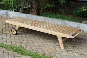 Sun Lounger in Solid Teak Wood with Dettachable Cushion - Product Image 6