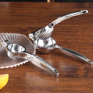 Heavy-Duty Eco-Friendly Aluminum Alloy Lemon Squeezer Kitchen Utensil SKI Brand - Product Image 4