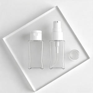 Vente en gros de flacons plats en plastique PET de 30 ml (1 oz) avec pompe pulvérisatrice pour les soins de la peau, les huiles capillaires, les lotions, emballage personnalisé (couleur personnalisée) - Product Image 2
