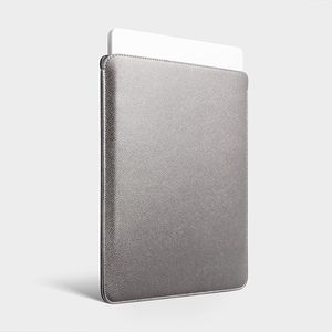 Housse de protection pour ordinateur portable en cuir véritable de haute qualité, personnalisable OEM, souple, pour hommes et femmes, vente en gros - Product Image 1