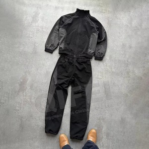 Conjunto deportivo de dos piezas con logotipo personalizado, chaqueta cortavientos de nailon, ropa deportiva urbana para hombre, con cremalleras, cortavientos, talla grande. - Product Image 3