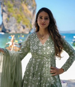NUEVO LANZAMIENTO: Conjunto Anarkali para Mujer con Pantalón y Dupatta, Tela de Rayón con Estampado, Largo 44 Pulgadas - Product Image 5