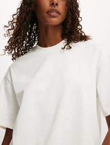 Vente en gros : T-shirt d'été à manches courtes 100 % coton 220g, haute qualité, coupe oversize, épaules tombantes, respirant et séchage rapide - Product Image 2