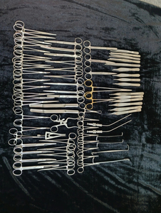 Kit d'instruments chirurgicaux pour la chirurgie plastique professionnel de 82 pièces, ensemble d'outils de chirurgie reconstructive, kit de qualité hospitalière - Product Image 1