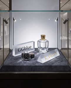 Meilleures ventes - Bloc acrylique transparent de luxe - Parfait pour les vitrines avec impression UV pour l'affichage en magasin - Product Image 5