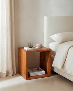 Mesitas de Noche Modernas de Madera de Teca Sólida con Almacenamiento, Acabado Marrón de Alta Calidad para Muebles de Dormitorio en Apartamentos - Product Image 5