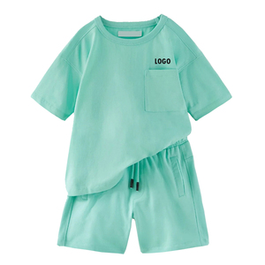 Conjunto de Ropa para Bebé de 2 Piezas en Verde Menta, Camiseta con Bolsillo y Pantalones Cortos, Cuello Redondo, Manga Corta, Estilo Casual de Verano, Color Sólido, Transpirable - Product Image 1