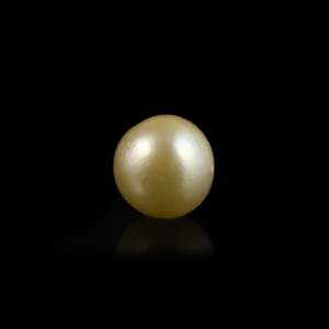 Natural Golden Pearl 4.2 Carat Loose Gemstone 11mm for Fine Jewelry - Product Image 1