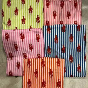 Serviette de table pour garçons en tissu de coton léger imprimé, motif homard et rayures, douce, lavable, textile pour la maison et la salle à manger - Product Image 1