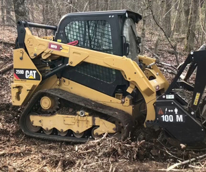 รถตักล้อยางขนาดเล็ก Cat Skid Steer Loader ประสิทธิภาพสูง เครื่องจักรก่อสร้างอเนกประสงค์ พร้อมอุปกรณ์เสริมหลากหลาย ผลิตจากโรงงาน OEM ได้รับมาตรฐาน CE - Product Image 1