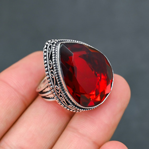 Magnifique Bague Tendance Moderne en Grenat Rouge, en Argent Sterling 925 Massif, Bijoux Faits Main, Vente en Gros Direct Usine - Product Image 1
