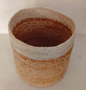 Panier de rangement pour jouets en jute fait main au design unique et panier organisateur de linge sale en tissu naturel tissé pour la maison et l'hôtel - Product Image 6