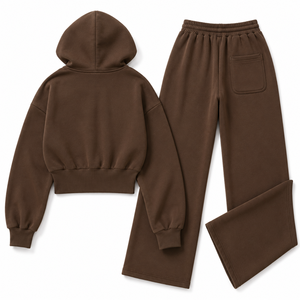 Ensemble de survêtement marron personnalisé OEM pour femme, sweat à capuche boutonné et pantalon de jogging à jambes larges, en molleton épais, deux pièces - Product Image 4