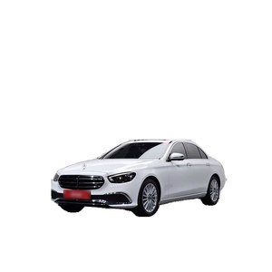 Mercedes-Benz Clase E E250 Exclusive, Modelo Marzo 2023, con 56,262 km, Caja de Cambios Automática, Asientos de Cuero, Cámara Trasera - Product Image 1