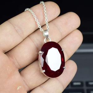 Colgante de rubí facetado de Cachemira en plata de ley 925, joyería artesanal con piedras preciosas, regalo de boda o piedra de nacimiento para ella. - Product Image 4