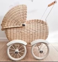 Poussette en bois écologique Ecowoodies, moderne, durable, faite à la main, pour poupées, jouet pour bébés et tout-petits, sûre, pour chambre et extérieur, facile à utiliser