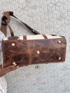 High Quality Handmade Hair On Hide Leather <b>Luggage</b> Travel Bag Large Capacity Travel Bag Designer Cowhide Leather Unisex Bag - Product Image 3