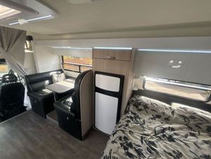 Autocaravana Avida Esperance C7932 SL Blanca |   Autocaravana Familiar para 4 Personas con Características de Lujo Todoterreno Modernas - Product Image 6