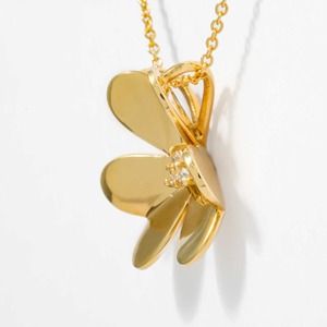 Elegante Collar con Colgante de Flor de Diamante Cultivado en Laboratorio en Oro Amarillo de 14K, Corte Radiante, Claridad VVS, Cierre de Langosta, para Uso Diario o Especial - Product Image 2