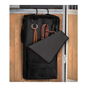 Fabricant et fournisseur de sacs de transport pour bridons de cheval de qualité supérieure, personnalisés et rembourrés, pour le rangement des bridons et des équipements équestres. - Product Image 4