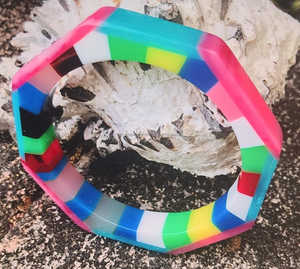 Handcrafted <b>Vintage</b> Angel Style Resin Craft for Women Customized High-End Customized Handcrafted <b>Cufflink</b> and Bangle From India - Product Image 1