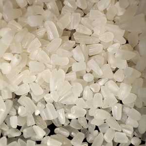 Nouvelle Récolte Riz Jasmin Parfumé Pas Cher 100% Brisure Blanche Séchée Riz Vietnamien 5Kg 10Kg 25Kg OEM En Vrac Prêt à Expédier Vente en Gros - Product Image 4