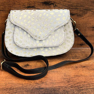 Nouvelle arrivée de cuir de fourrure métallique sac à main sac à bandoulière gitane Boho cuir véritable Vintage fait à la main Style occidental multi-usages sac à bandoulière - Product Image 2