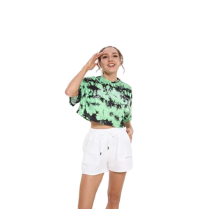 เสื้อกล้ามผู้หญิงสีขาวสไตล์เซ็กซี่ Y2K เป็นมิตรกับสิ่งแวดล้อม ทรงหลวม แขนสั้น ผ้าฝ้าย - Product Image 1