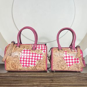 Wholesale Factory Price Tooled Checkered Leather <b>Large</b> Duffel <b>Bag</b> Stylish Floral Pattern <b>Shoulder</b> Strap Top Handle Weekender <b>Bag</b> - Product Image 5