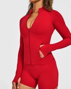 Veste de yoga et de sport pour femme, personnalisée par le fabricant, antistatique, sculptante, à col montant, fermeture éclair intégrale, avec passe-pouces, coupe ajustée, pour la course et la gym - Product Image 4