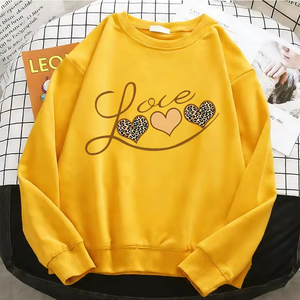 เสื้อฮู้ดผู้หญิงแฟชั่นลายเสือดาวพิมพ์ลายหัวใจ เสื้อฮู้ดผู้หญิงสีพื้นแบบพื้นฐาน เสื้อสเวตเชิ้ตผ้าฟลีซอุ่นสบาย คอทรงโอ แบบสวม - Product Image 6
