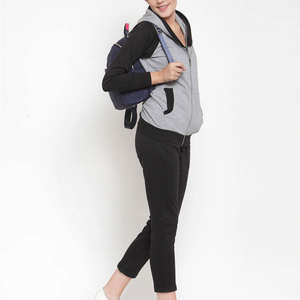 Ensemble 2 pièces pour femme : sweat à capuche zippé et pantalon en polaire gris/noir, idéal pour l'hiver et les loisirs - Product Image 4